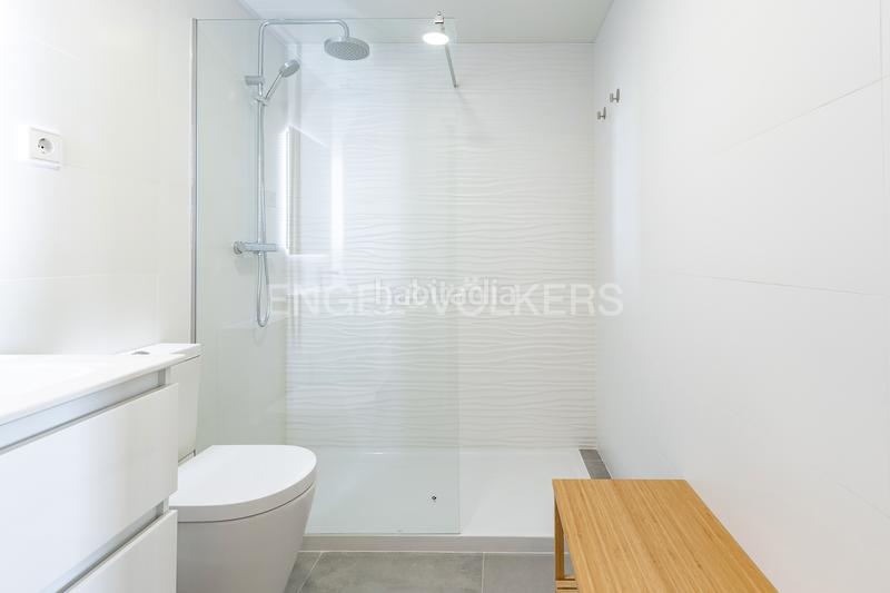 Foto e5c72262-ce58-45fe-b630-3defc74c99e4. Location appartement avec chauffage parking piscine dans Badalona