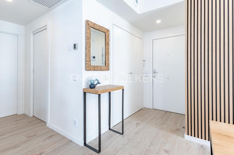 Foto df3cb830-be8d-4100-87a8-41027639f516. Affitto piccolo appartamento con riscaldamento parcheggio piscina in Badalona