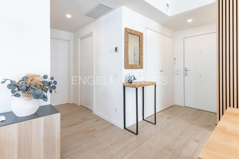 Foto 89096e30-5d17-44b0-ae13-bf44f762781b. Lloguer apartament amb calefacció aparcament piscina a Badalona