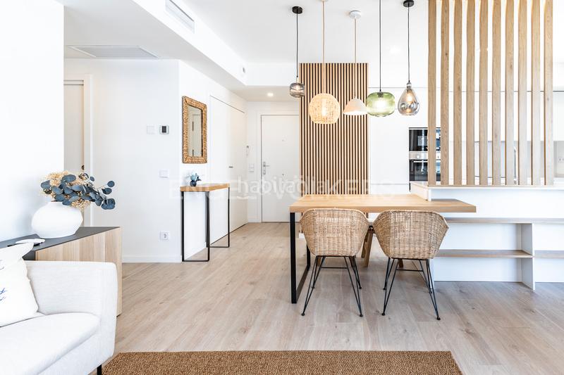 Foto 72c83572-fac5-4a3f-b48c-c505257ad054. Location appartement avec chauffage parking piscine dans Badalona