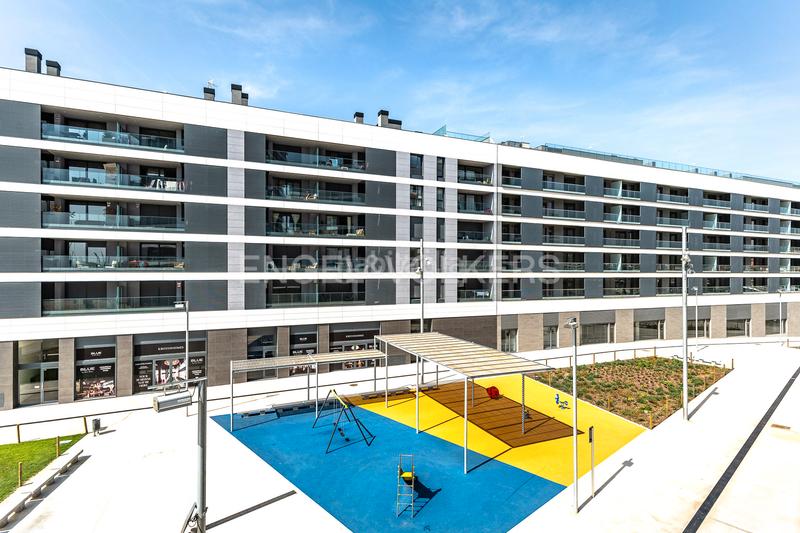 Foto 6dcc8417-2969-4b64-9365-68a8cf3b1d74. Affitto piccolo appartamento con riscaldamento parcheggio piscina in Badalona
