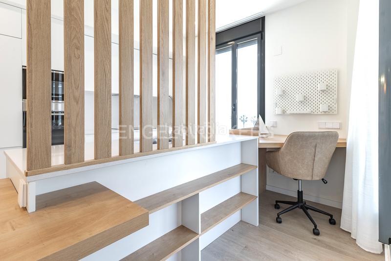 Foto 07b6ecff-8ea1-45cf-bbf2-a32247324f2f. Alquiler apartamento espectacular piso temporal obra nueva frente al mar. en Badalona