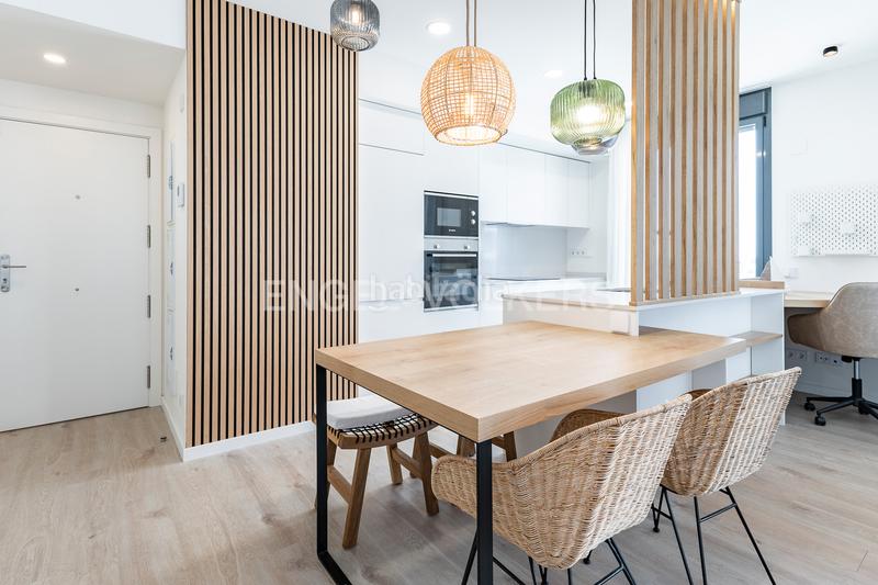 Foto 24ec1ac7-1881-4e74-80a8-ef1a76f1360a. Alquiler apartamento espectacular piso temporal obra nueva frente al mar. en Badalona