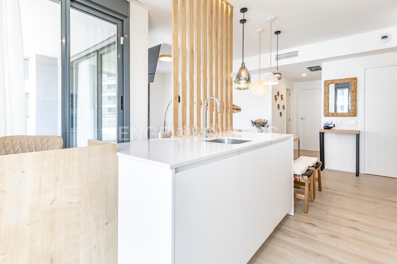 Foto 80f5b7b3-4406-47a8-be2e-dc34cdcf200c. Alquiler apartamento espectacular piso temporal obra nueva frente al mar. en Badalona