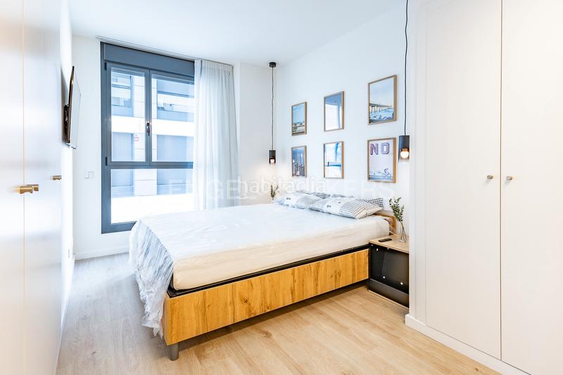 Foto 8533690f-b8b7-4e7b-be28-0a02cd46a12d. Alquiler apartamento espectacular piso temporal obra nueva frente al mar. en Badalona