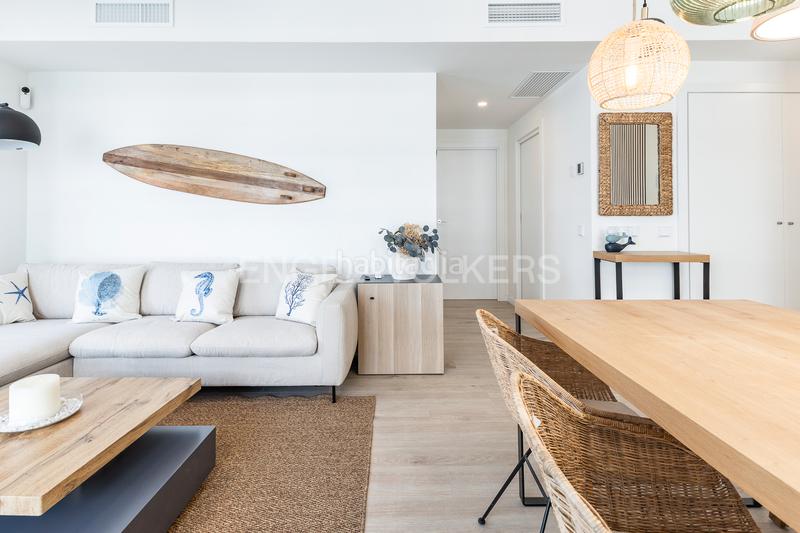 Foto 8e895e82-ff21-4d19-87f1-65044da42faf. Alquiler apartamento espectacular piso temporal obra nueva frente al mar. en Badalona