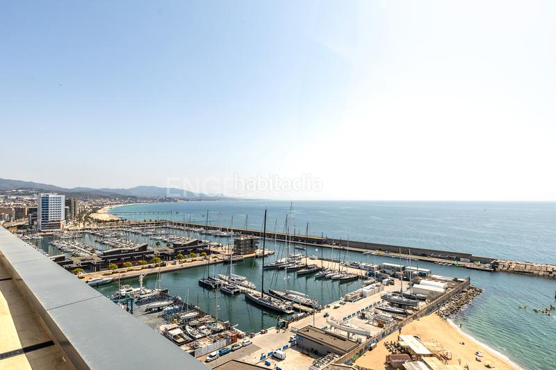 Foto bef20289-fa61-45e3-8ec2-ece12a5bd149. Alquiler apartamento espectacular piso temporal obra nueva frente al mar. en Badalona