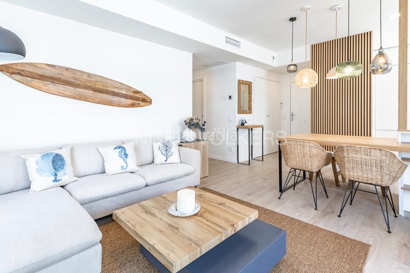 Foto efe047b7-fc6b-48f9-a3bf-44f57dab2076. Alquiler apartamento espectacular piso temporal obra nueva frente al mar. en Badalona