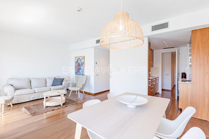 Foto 2092467b-02ce-4fbd-b453-316b34300c4d. Location appartement avec chauffage dans Dreta de l´Eixample Barcelona