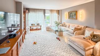 Lloguer Apartament a Can Girona - Terramar - Vinyet. Exquisito apartamento moderno frente al mar con terraza en sitge