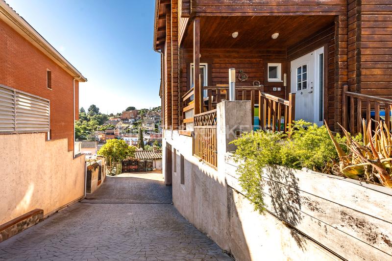 Foto 0a3fcba2-f0c4-446c-a299-326675e96dd3. Maison avec chauffage dans Els Canons - Les Orioles - Can Paulet Sant Boi de Llobregat