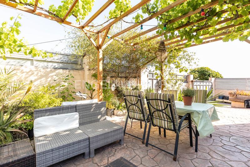 Foto 4cadf928-7800-471e-bdd0-7dc82509715b. Maison avec chauffage dans Els Canons - Les Orioles - Can Paulet Sant Boi de Llobregat