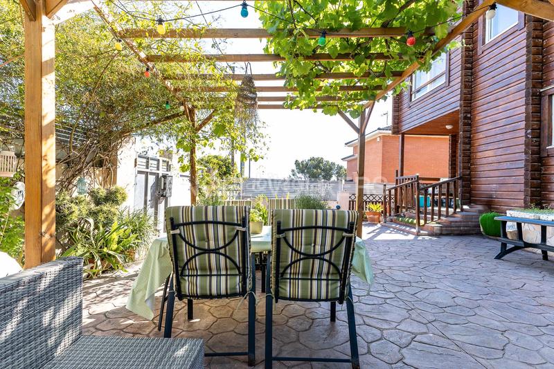 Foto 960d550d-6586-4e72-a765-4db57786f042. Maison avec chauffage dans Els Canons - Les Orioles - Can Paulet Sant Boi de Llobregat