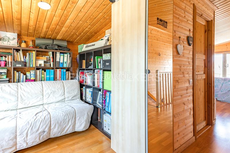 Foto c00e1808-0e7a-4c4f-947e-4d6b2b0d6751. Maison avec chauffage dans Els Canons - Les Orioles - Can Paulet Sant Boi de Llobregat