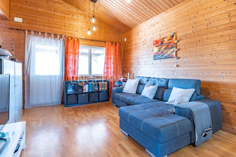 Foto f762c156-ab40-4dc1-819b-9a189a8d2fc0. Maison avec chauffage dans Els Canons - Les Orioles - Can Paulet Sant Boi de Llobregat