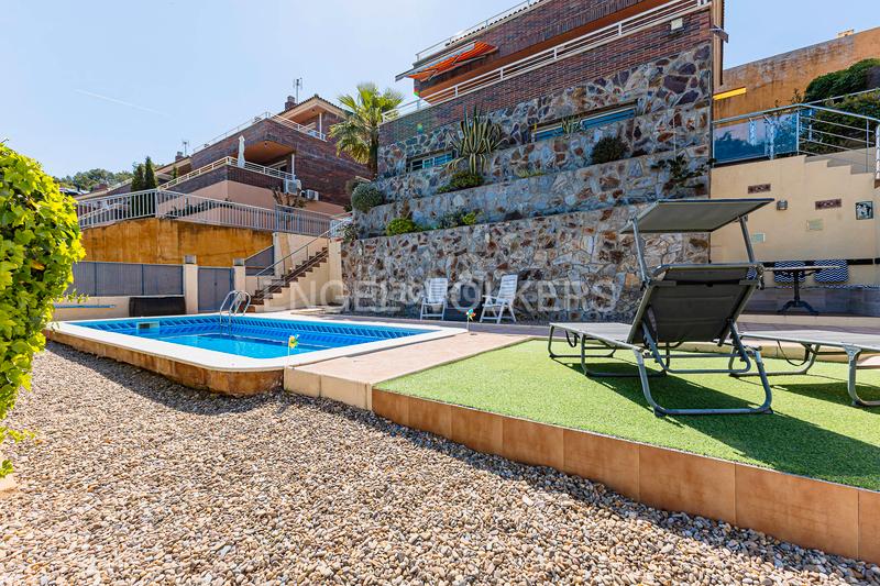 Foto 14b29308-2c71-4b3f-8090-81ae6d46df2c. Casa con riscaldamento parcheggio piscina in La Mora Tarragona