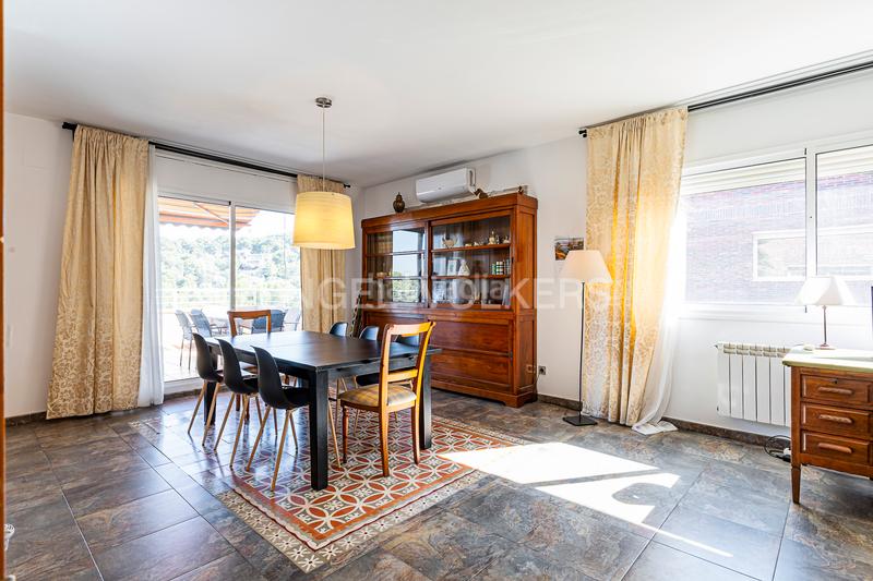 Foto f78483c6-8f90-43b8-a04f-137d889e1422. Casa con riscaldamento parcheggio piscina in La Mora Tarragona