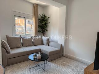 Rent Apartment in Sagrada Família. Piso de diseño temporal a pasos de sagrada familia
