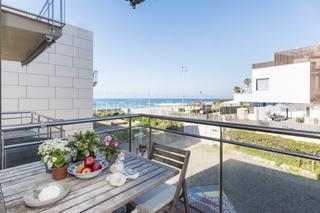 Apartment in Gava Mar. Precioso apartamento frente al mar!