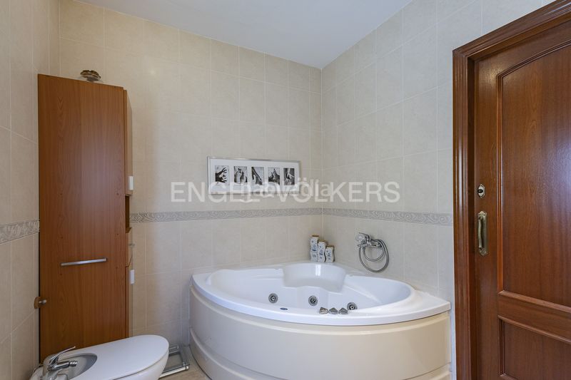 Foto b3447758-c48d-4b0b-a593-d2a85ea0e39f. Casa amb calefacció aparcament piscina a Mas Trader-Corral d´En Tort-Corral d´En Cona Cubelles