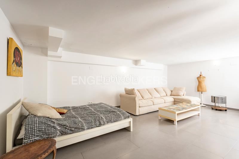 Foto 0ee71ae2-b4d5-402a-bfe5-cf159b49d8ee. Casa amb calefacció aparcament piscina a Levantina - Montgavina - Quintmar Sitges