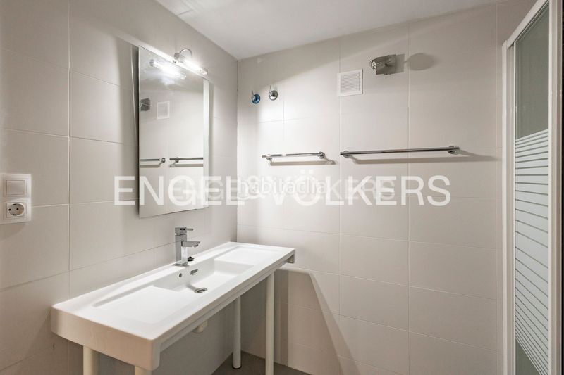 Foto 23521e84-e974-440b-83e0-dcf2ebf77a48. Casa amb calefacció aparcament piscina a Levantina - Montgavina - Quintmar Sitges
