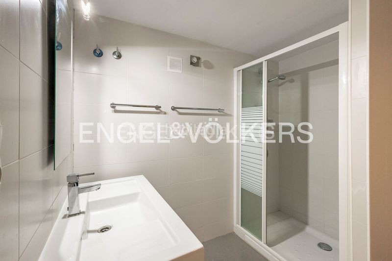 Foto 9e7fa25d-9fda-484f-802e-3c43deb89fb5. Casa amb calefacció aparcament piscina a Levantina - Montgavina - Quintmar Sitges