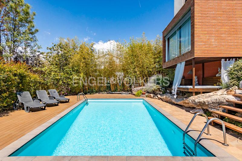 Foto c9ca5e2b-5015-4ba9-a88c-9d17e2f61b9e. Casa amb calefacció aparcament piscina a Levantina - Montgavina - Quintmar Sitges