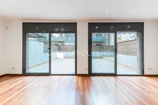 Apartament a Sant Gervasi - Galvany. Dúplex con terraza para entrar a vivir en bonanova