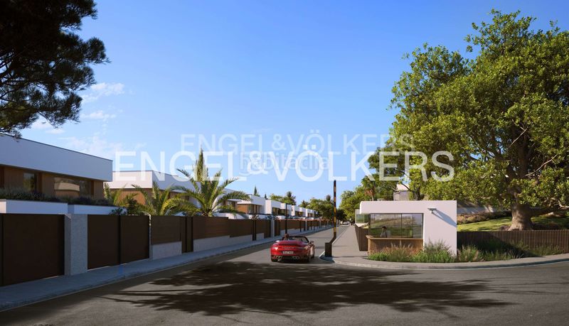 Foto 5b491220-8d7e-458f-9037-e968e6cc648f. Casa amb calefacció aparcament piscina a Vallpineda-Santa Bàrbara Sitges