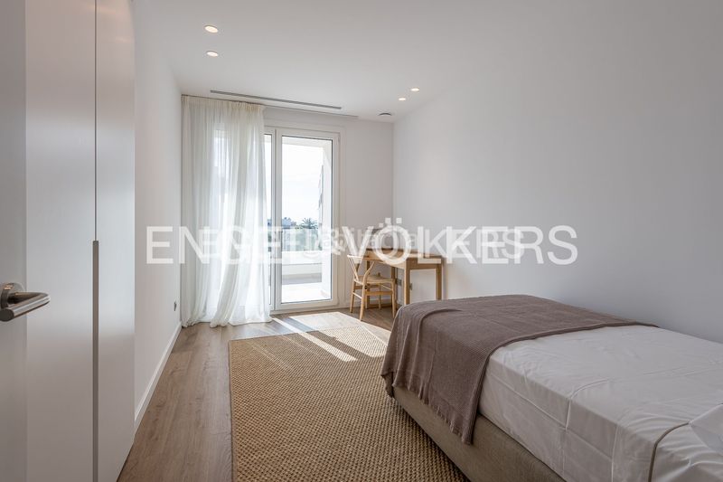 Foto 726dd327-0227-4d1e-8d9a-d7c50c034992. Casa amb calefacció aparcament piscina a Vallpineda-Santa Bàrbara Sitges