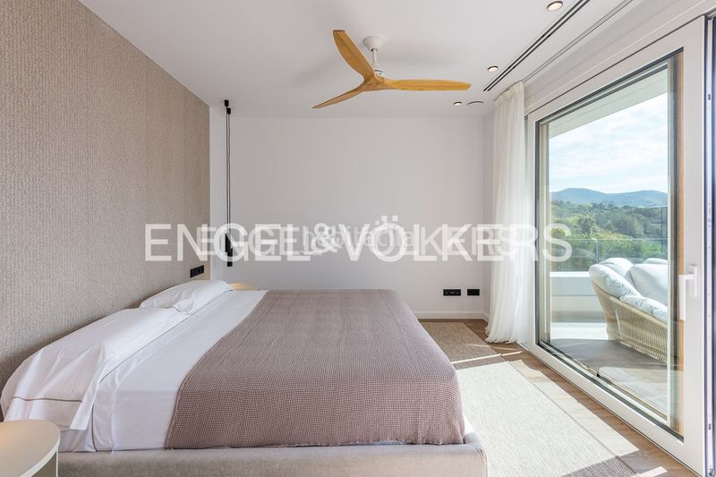 Foto d5bf6779-89eb-4ac9-b8f4-8584eb210ab6. Casa amb calefacció aparcament piscina a Vallpineda-Santa Bàrbara Sitges