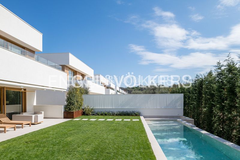 Foto d9c36638-35a9-4150-8e45-3b0159073f48. Casa amb calefacció aparcament piscina a Vallpineda-Santa Bàrbara Sitges
