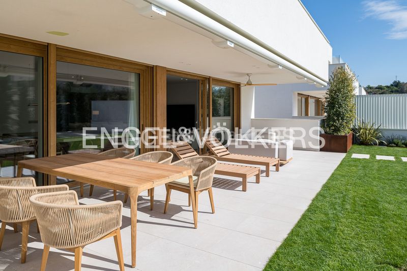 Foto f4588db5-b896-4aa4-b80a-e66768733093. Casa amb calefacció aparcament piscina a Vallpineda-Santa Bàrbara Sitges
