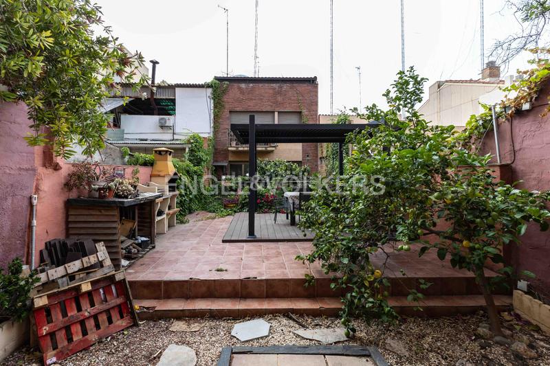 Foto b5b53bad-b23c-431f-858d-f03314b5ace2. Casa con riscaldamento parcheggio in Diagonal-Colomeres Gavà
