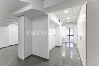 Apartament a Sant Gervasi - Galvany. Oportunidad de inversión en calle balmes  vivienda  despacho