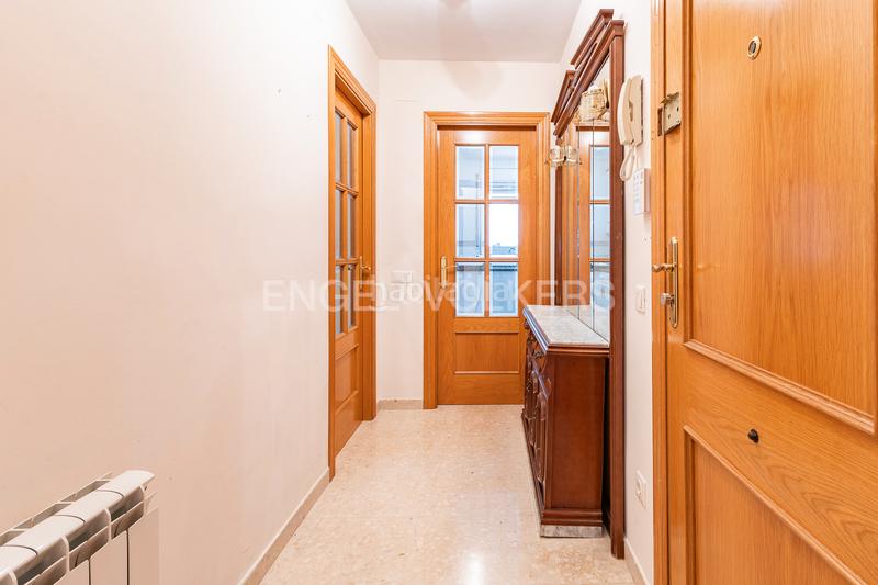Foto c6f5f227-d870-431e-b6f4-7ca9d780227f. Piccolo appartamento con riscaldamento in Ca n'Aurell Terrassa
