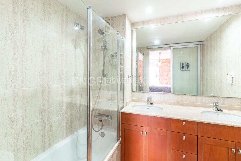 Foto 5e416a79-8760-410d-ad73-693b01363d04. Apartament amb calefacció aparcament a Can Borrell Mollet del Vallès