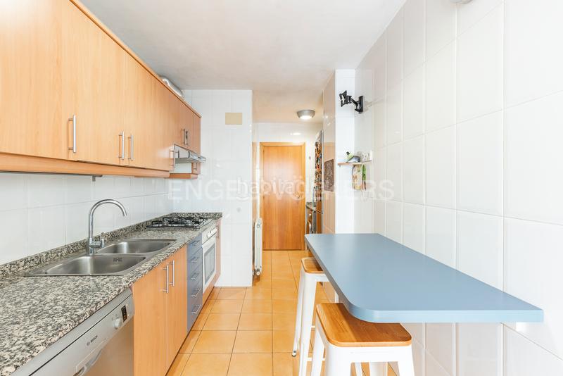 Foto 6ee08c83-de63-414c-88f1-da0e5006a995. Apartament amb calefacció aparcament a Can Borrell Mollet del Vallès