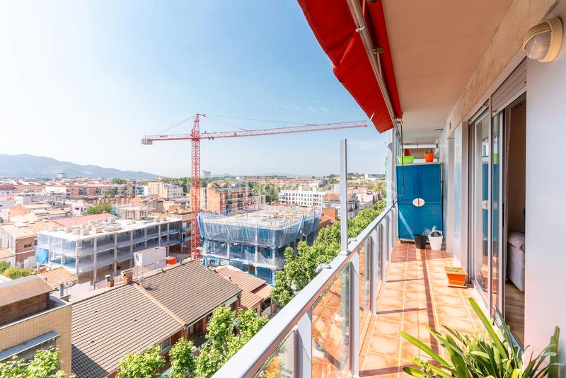 Foto a28bcac6-8284-4f6d-b31d-8e1d4eb03a9e. Apartament amb calefacció aparcament a Can Borrell Mollet del Vallès