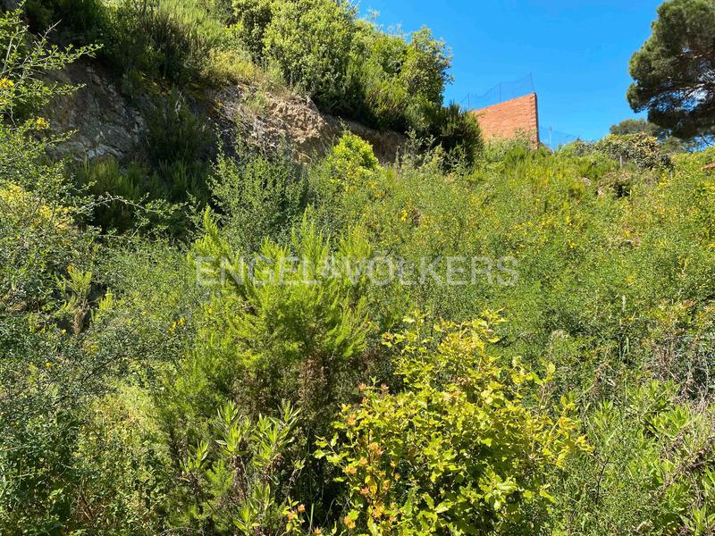 Foto 69bcb54f-80aa-4cf6-ad41-c7f073fba643. Terreno residencial exclusiva parcela residencial con vistas al mar en Palafolls