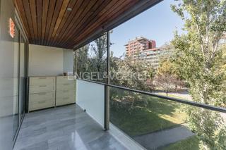 Lloguer Apartament a Tres Torres. Exclusivo apartamento amueblado  con terraza  en  turo park