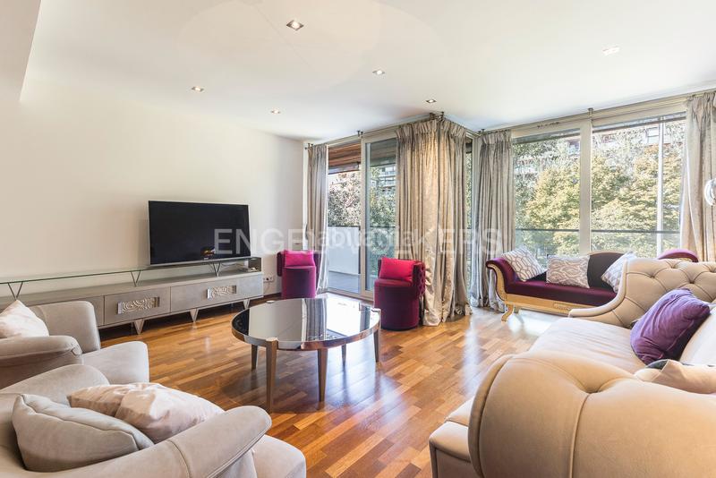 Foto 0b3c3d3d-115a-4829-a949-5d6e769d100f. Location appartement avec chauffage parking dans Tres Torres Barcelona