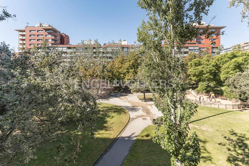 Foto 0cfcdd02-9092-4726-a700-6ce62e5109df. Location appartement avec chauffage parking dans Tres Torres Barcelona