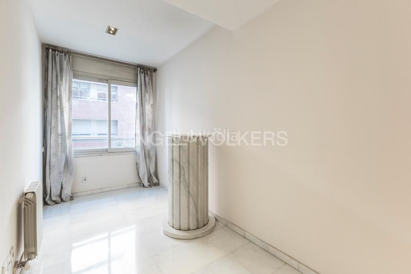Foto 11410fad-7767-46eb-95a4-de7ef0e6793b. Location appartement avec chauffage parking dans Tres Torres Barcelona