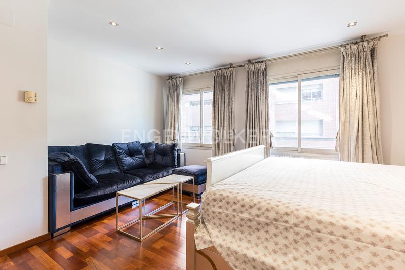 Foto a1b5f816-65cb-4e98-8916-7b06d6aa9334. Location appartement avec chauffage parking dans Tres Torres Barcelona