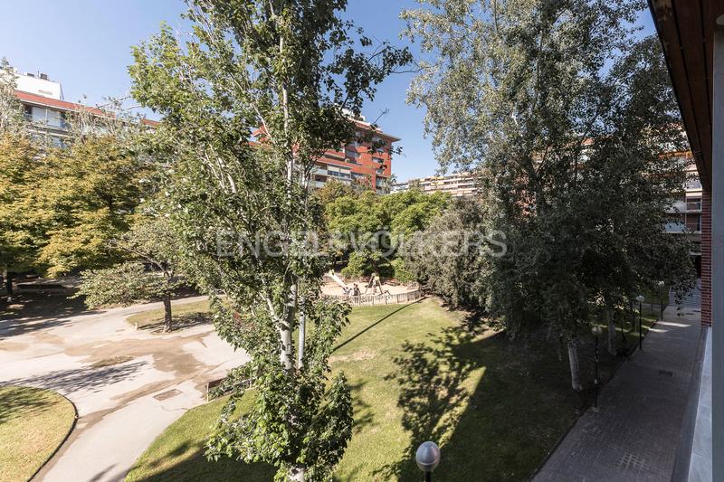 Foto e07839fa-2d55-4b9b-84c1-8b4e9da33be2. Location appartement avec chauffage parking dans Tres Torres Barcelona