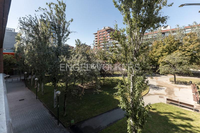 Foto fa6f52ab-a61b-409e-b6c6-70c9cb641f28. Location appartement avec chauffage parking dans Tres Torres Barcelona