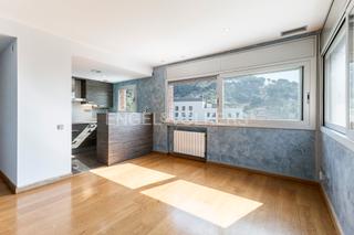 Apartament a Vallcarca - Penitents. Perfecto piso  en un entorno natural con terraza en la azotea