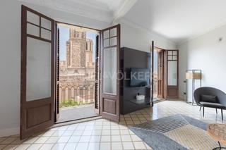 Apartamento en Gòtic. Precioso piso con vistas directas a la catedral